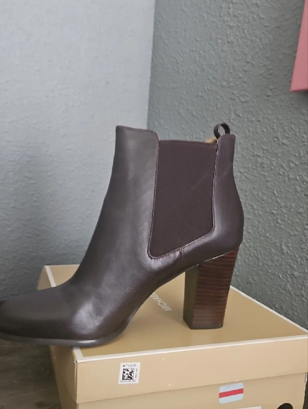 Michael Kors Chocolate Brown Leather Chelsea Block Heel Booties